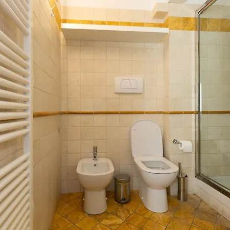 Frassinago Suites-bolognarooms Daire *