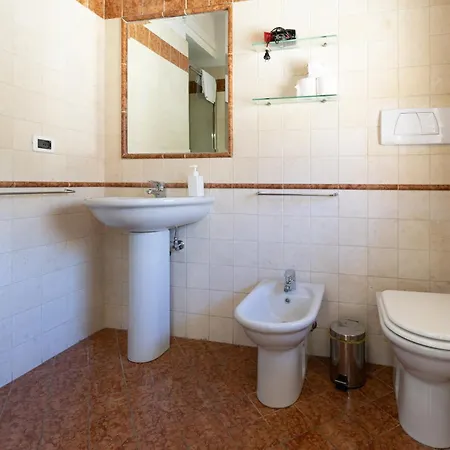 Frassinago Suites-bolognarooms *