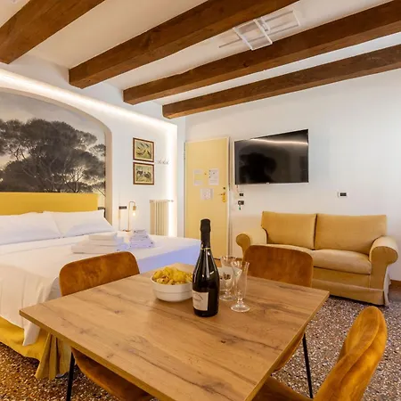 Frassinago Suites-bolognarooms