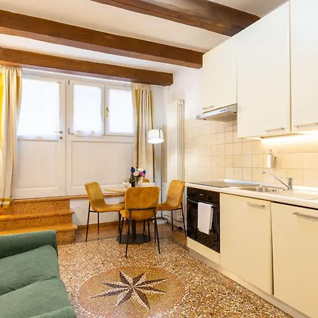Frassinago Suites-bolognarooms * Bolonya