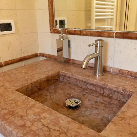 Frassinago Suites-bolognarooms Bolonya