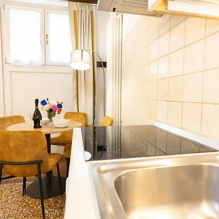 Frassinago Suites-bolognarooms Daire