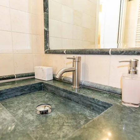 Frassinago Suites-bolognarooms * Bolonya