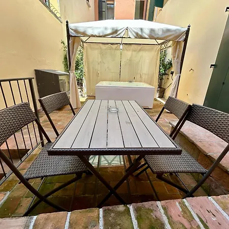 Bolognaroomscom Apartment