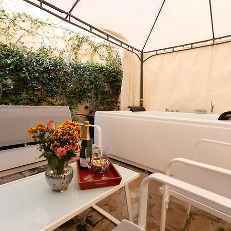 Bolognaroomscom Apartmán