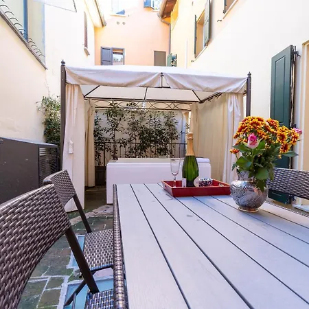Bolognaroomscom Apartment Bologna