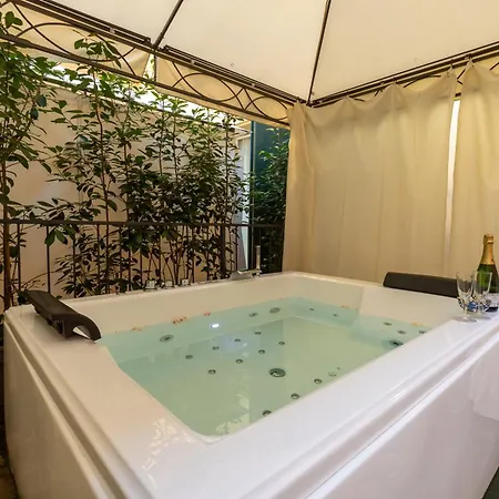 Apartment Bolognaroomscom Bologna