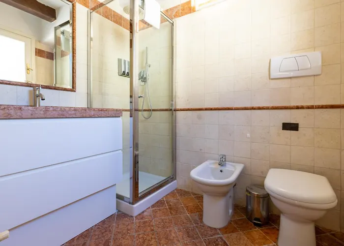 Bolognaroomscom *