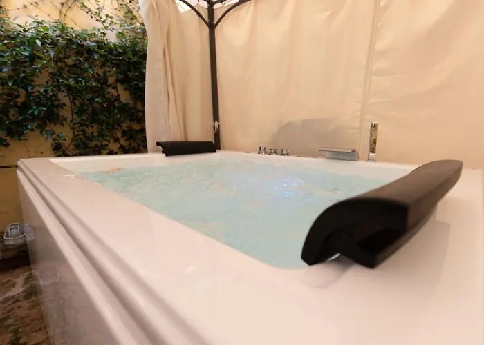 Bolognaroomscom * Bologna