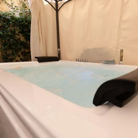 Bolognaroomscom * בולוניה